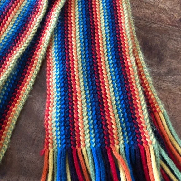 GAP Scarves - Set of 3 - Picture 8 of 8